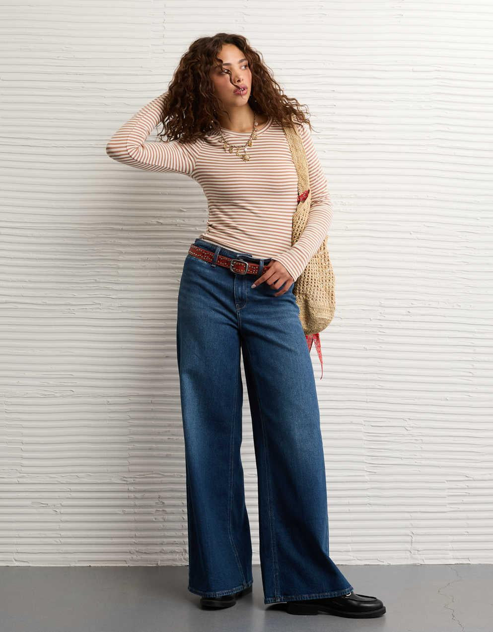 AE Long Sleeve Cozy Crew Neck T-Shirt