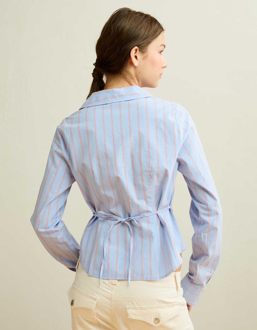 AE Fitted Button-Up Shirt