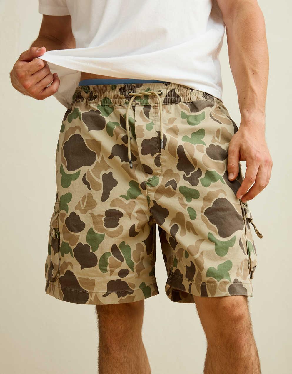 AE 6.5" Flex Lived-In Pull-On Cargo Short