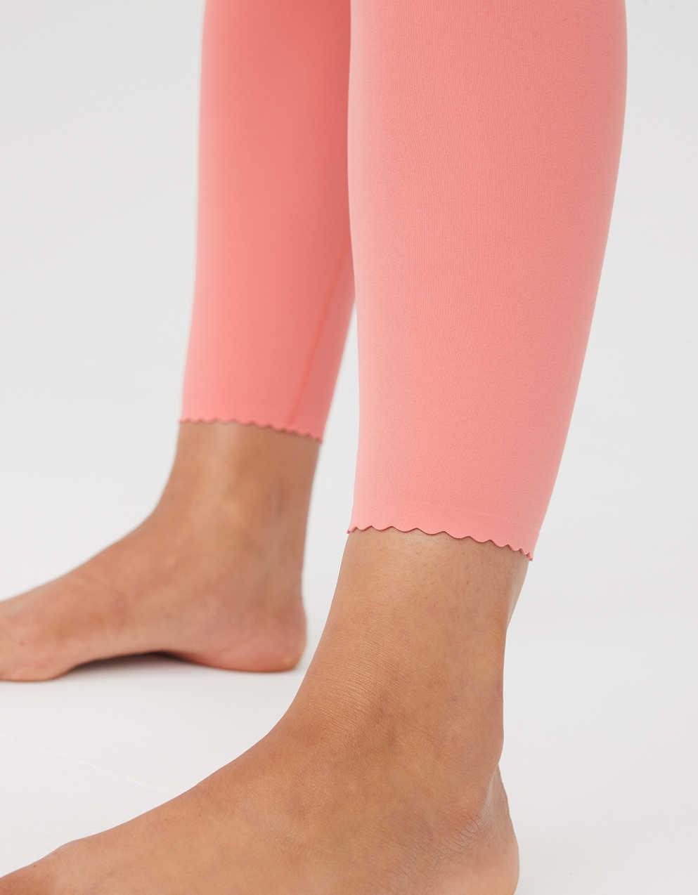 OFFLINE By Aerie Real Me XTRA Hold Up! Scallop 緊身褲