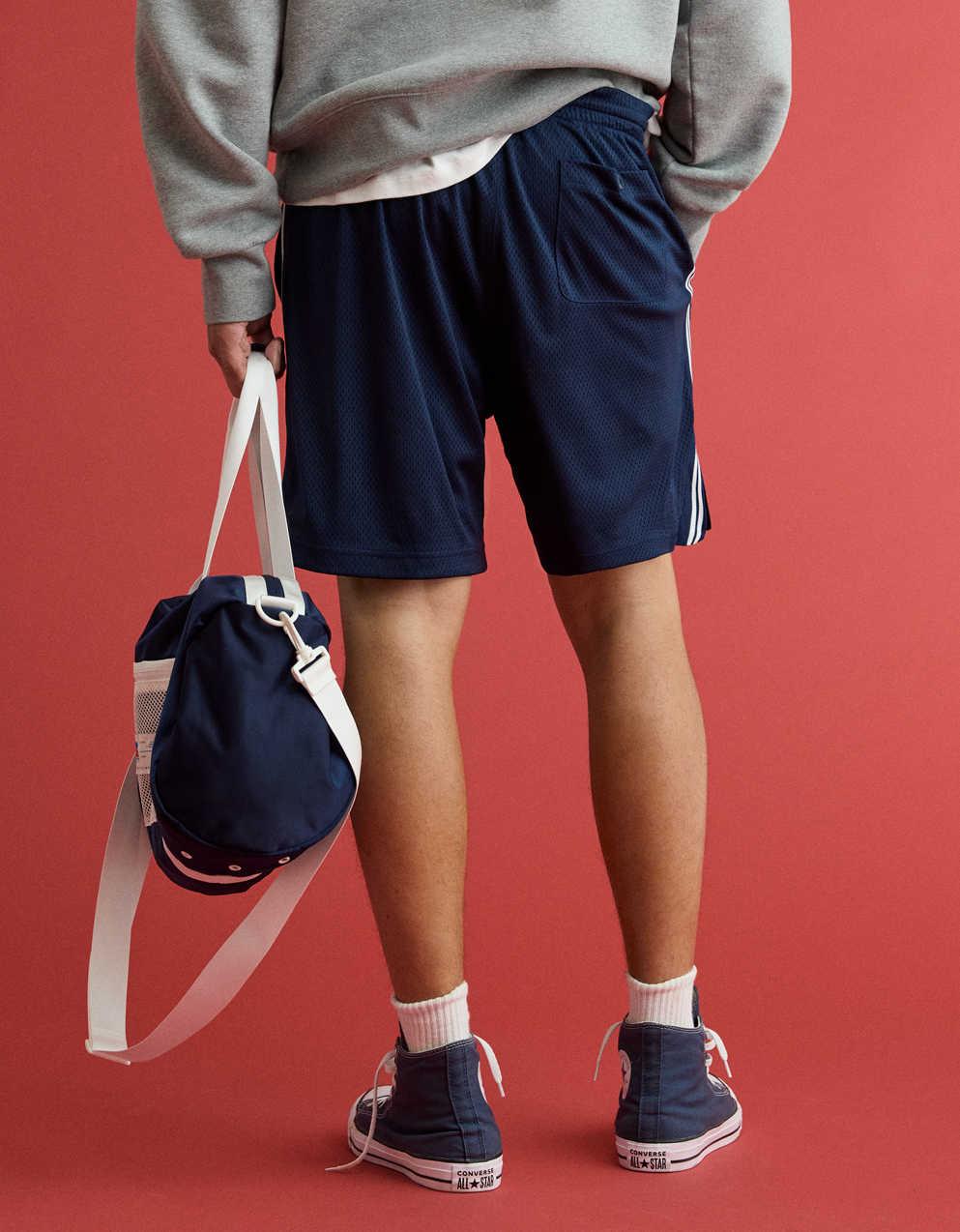 AE x Russell Athletic網眼 7 吋短褲