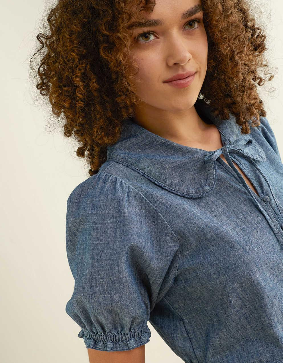 AE Chambray Puff Sleeve Top