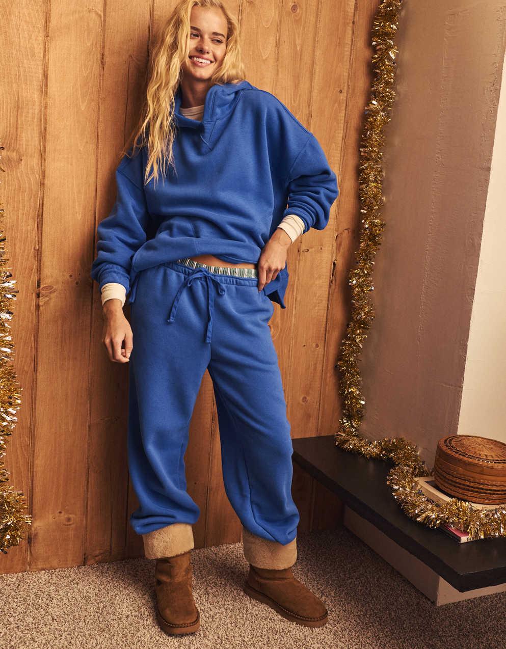 AE Everyday Luxe Low-Rise Baggy Jogger