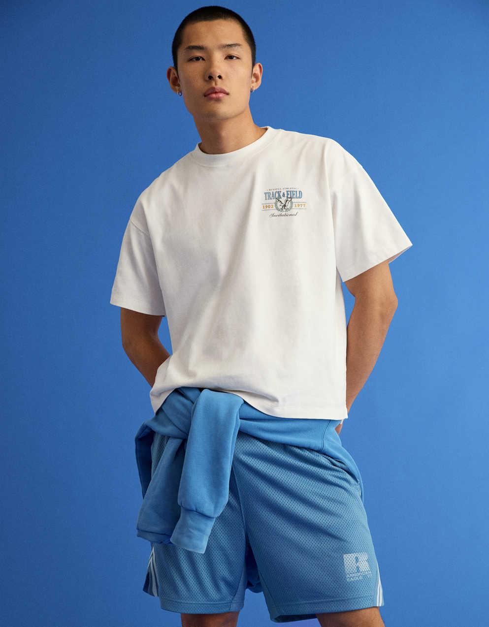 AE x Russell Athletic 重量級田徑圖案 T 恤