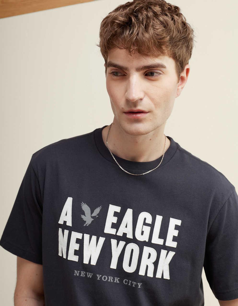AE 標準版貼花圖案 T 恤