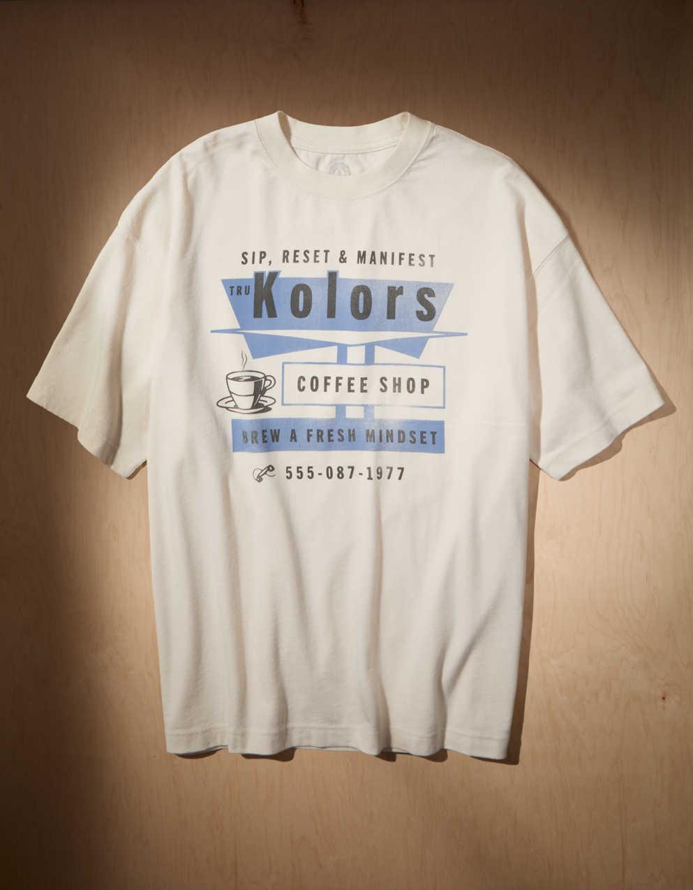 AE x Tru Kolors 咖啡店圖案 T 恤