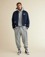 AE x Russell Athletic大學外套